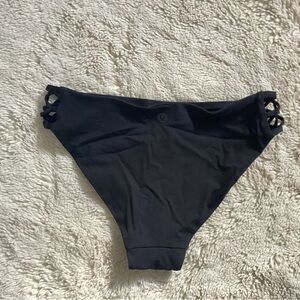 lululemon athletica bikini bottom